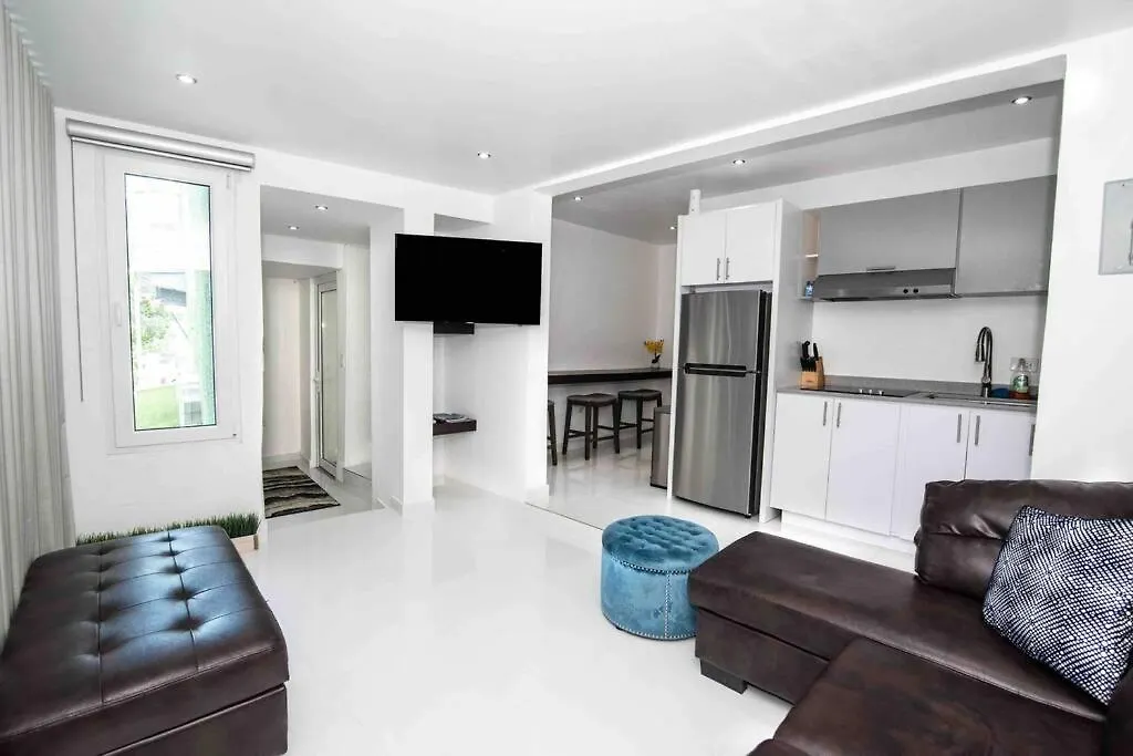 Modern 2Br With Kingbed In The Heart Of Isla Verde Strip Apartamento San Juan 0*,